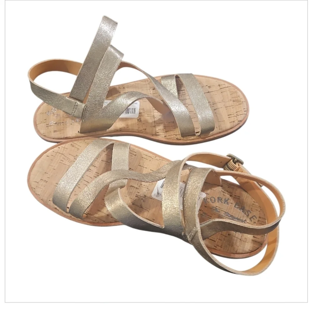 NWT Kork-Ease Bryleigh Metallic Gold Leather Flat Sandal Women’s 8